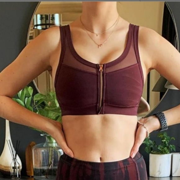 Lululemon Drop It Like it's Hot Sports Bra top Size 2 Bordeaux - Picture 2 of 5